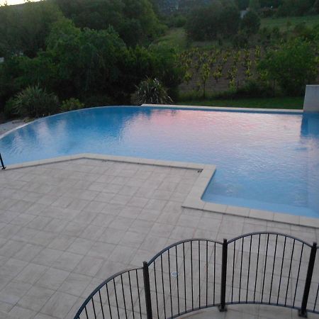 Le Chateau Saint Martin Buitenkant foto